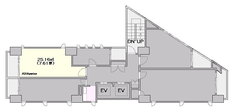 小川町 徒歩1分 構造:鉄骨鉄筋コンクリート造