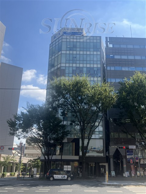 新宿 徒歩8分 構造:鉄骨鉄筋コンクリート造