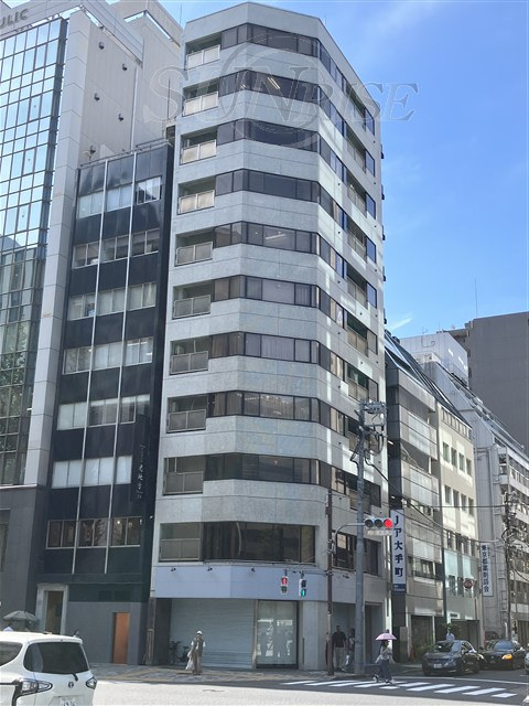 大手町 徒歩4分 構造:鉄骨鉄筋コンクリート造